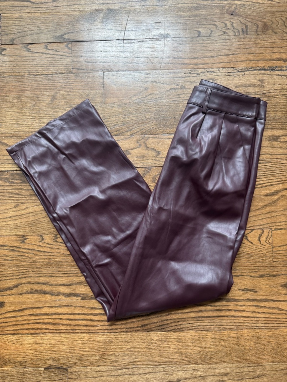 VICI Faux Leather Pants Burgundy High Waist Straight Leg Size Small NWOT - Picture 3 of 5